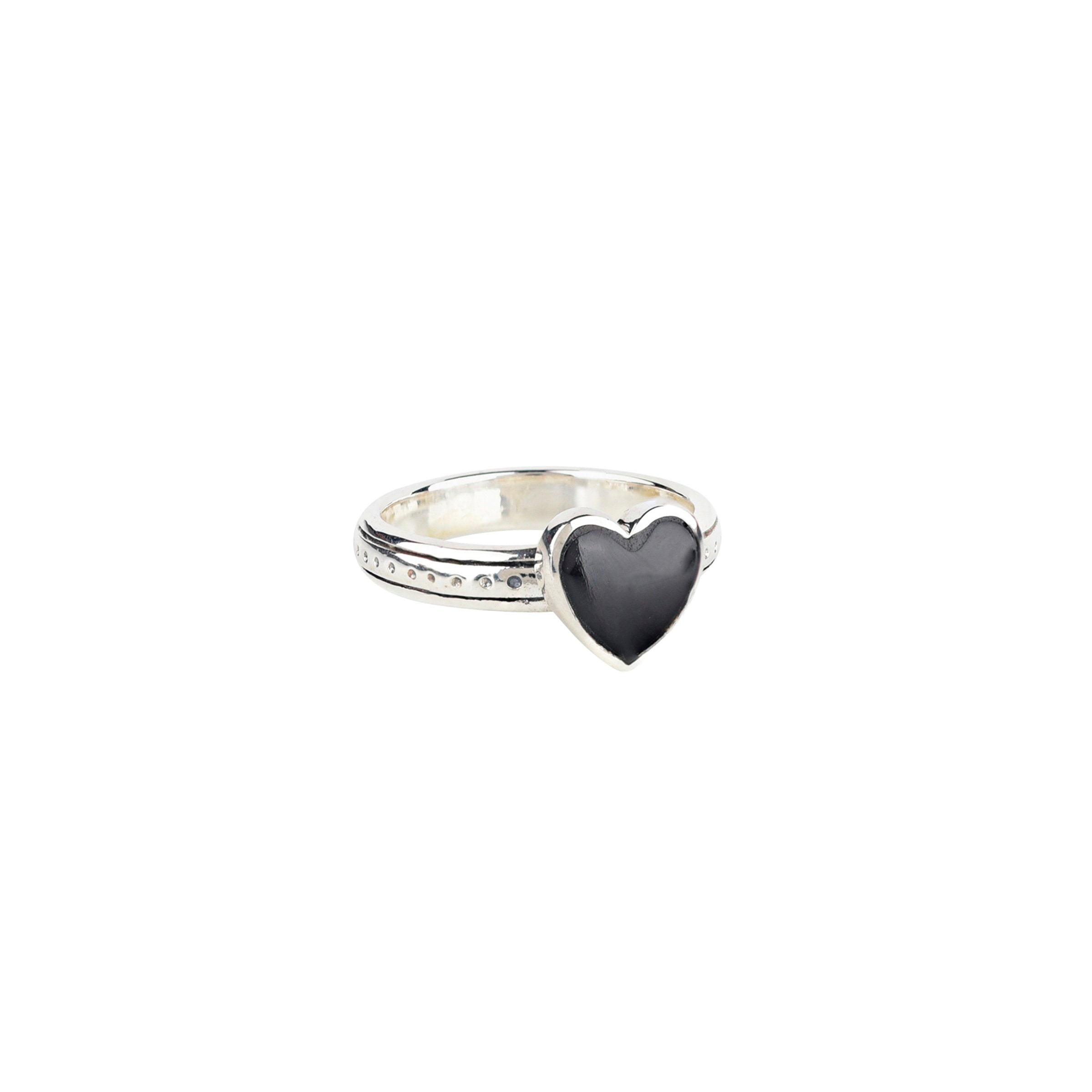 Heart Ring - Onyx