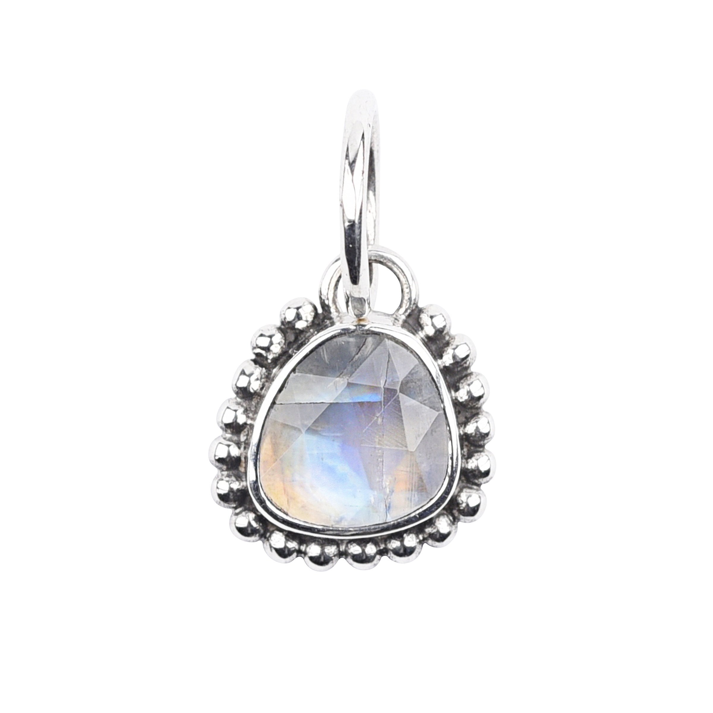 Nomad Labradorite Pendant