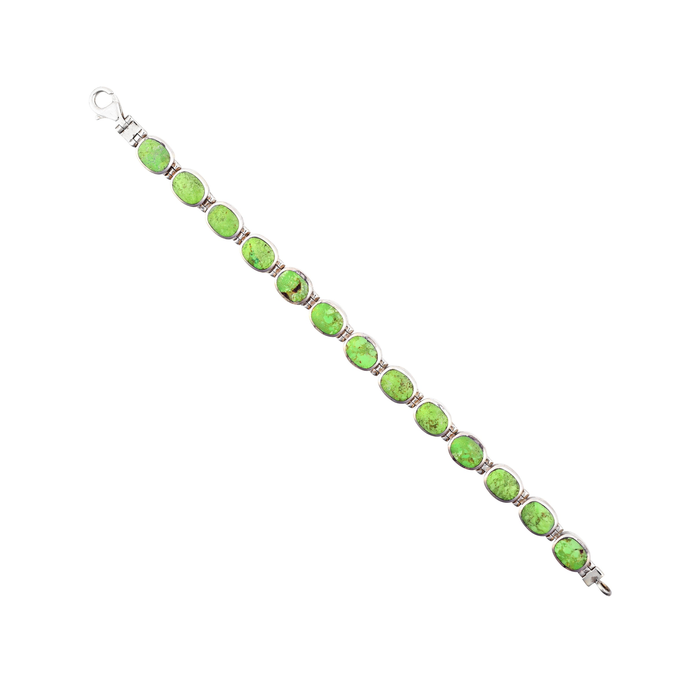 A sterling silver bracelet with gaspeite stone inlay, featuring an oval shape and a length of 7 inches.
