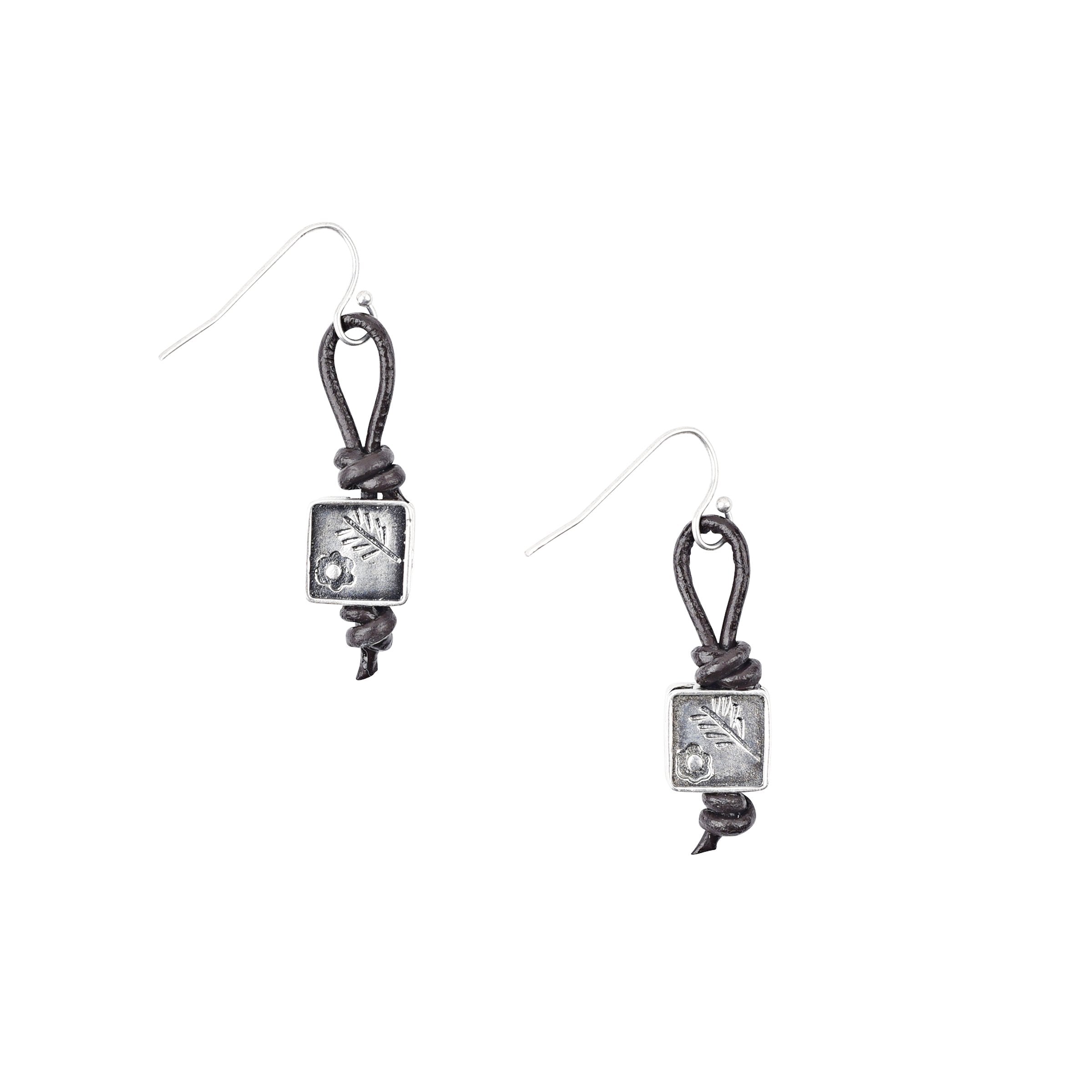 Signe Earrings